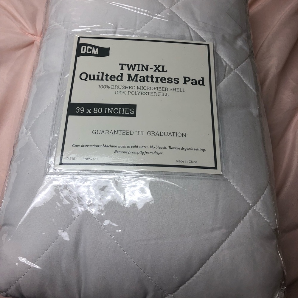 Twin Xl Quilted mattress pad